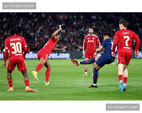 法国甲级联赛：巴黎圣日耳曼提前三轮夺冠，实现国内联赛四连冠